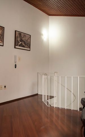 Casa para alugar com 320m², 5 quartos e 4 vagasEdícula - Suíte