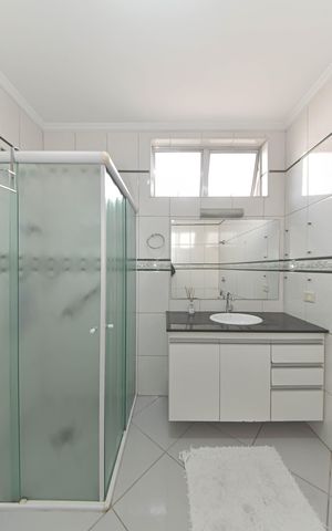 Casa à venda com 180m², 3 quartos e 2 vagasBanheiro Social