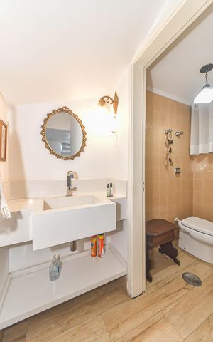 Casa à venda com 180m², 3 quartos e 2 vagasLavabo