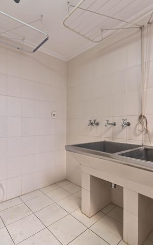 Casa à venda com 180m², 3 quartos e 2 vagasLavanderia