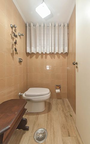 Casa à venda com 180m², 3 quartos e 2 vagasLavabo