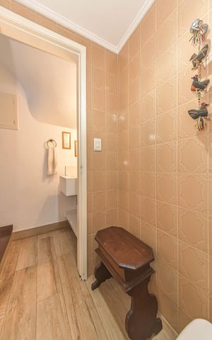 Casa à venda com 180m², 3 quartos e 2 vagasLavabo