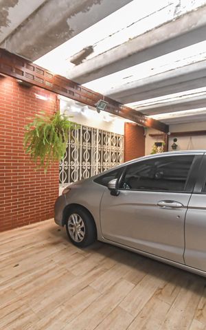Casa à venda com 180m², 3 quartos e 2 vagasGaragem