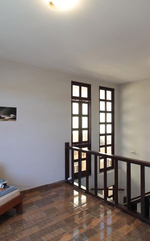 Casa à venda com 249m², 3 quartos e 4 vagasSala