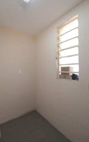 Casa à venda com 249m², 3 quartos e 4 vagasLavanderia