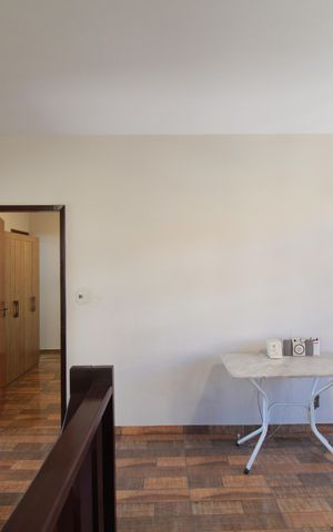 Casa à venda com 249m², 3 quartos e 4 vagasSala