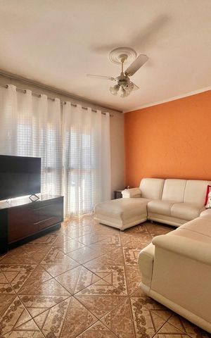 Casa para alugar com 196m², 3 quartos e 1 vaga Casa para alugar com 196m², 3 quartos e 1 vagaSala 2