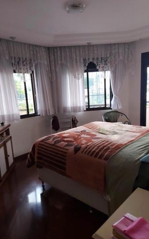 Apartamento à venda com 185m², 3 quartos e 3 vagas Apartamento à venda com 185m², 3 quartos e 3 vagasQuarto