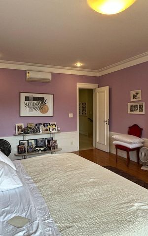 Casa à venda com 508m², 4 quartos e 5 vagas Casa à venda com 508m², 4 quartos e 5 vagasSuíte 1