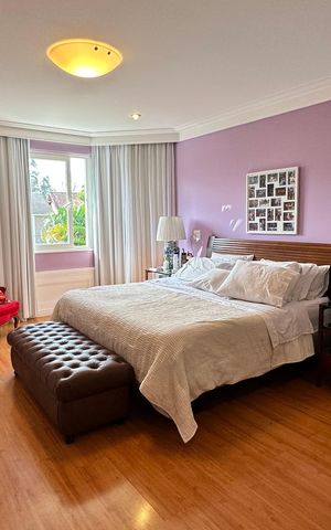 Casa à venda com 508m², 4 quartos e 5 vagas Casa à venda com 508m², 4 quartos e 5 vagasSuíte 1