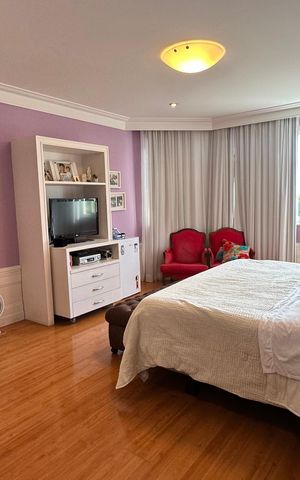 Casa à venda com 508m², 4 quartos e 5 vagas Casa à venda com 508m², 4 quartos e 5 vagasSuíte 1