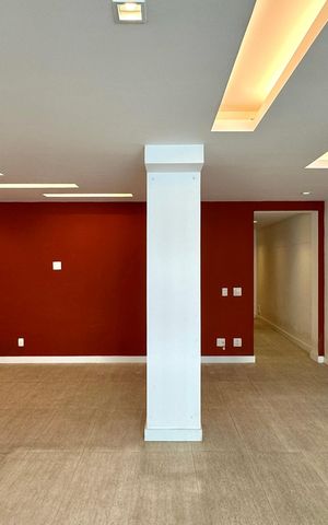 Apartamento à venda com 206m², 4 quartos e 1 vaga Apartamento à venda com 206m², 4 quartos e 1 vagaSala