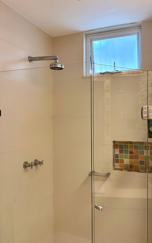 Apartamento à venda com 206m², 4 quartos e 1 vaga Apartamento à venda com 206m², 4 quartos e 1 vagaBanheiro