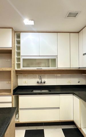 Apartamento à venda com 206m², 4 quartos e 1 vaga Apartamento à venda com 206m², 4 quartos e 1 vagaCozinha