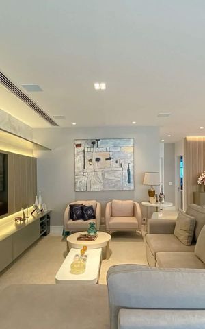 Apartamento à venda com 268m², 4 quartos e 4 vagas