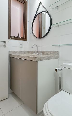 Apartamento para alugar com 81m², 3 quartos e 2 vagas Apartamento para alugar com 81m², 3 quartos e 2 vagasBanheiro da Suíte