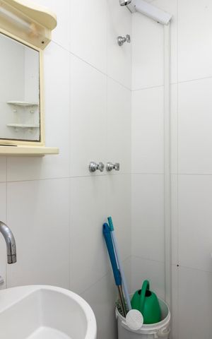 Apartamento à venda com 105m², 3 quartos e 2 vagas Apartamento à venda com 105m², 3 quartos e 2 vagasBanheiro de Serviço
