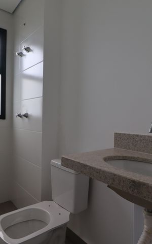 Apartamento para alugar com 65m², 2 quartos e 2 vagasBanheiro da Suíte 1