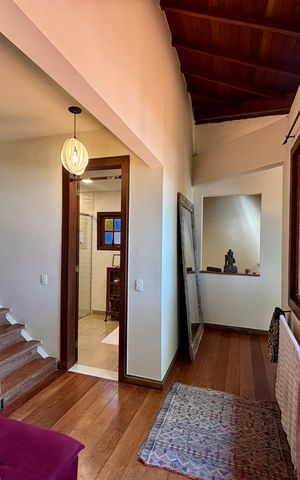 Casa à venda com 246m², 4 quartos e 3 vagasSala 2