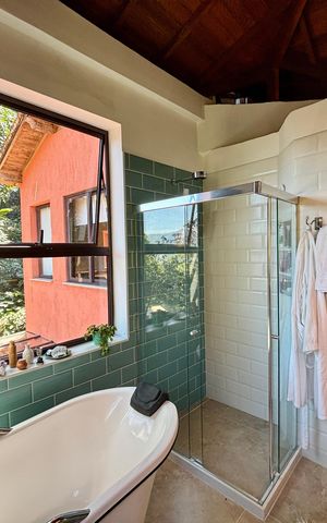 Casa à venda com 246m², 4 quartos e 3 vagasBanheiro da Suíte
