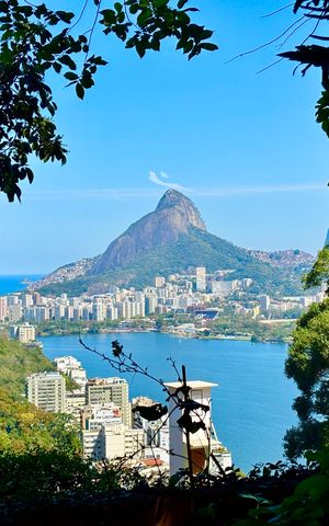 Casa à venda com 246m², 4 quartos e 3 vagasVista da Sala 2