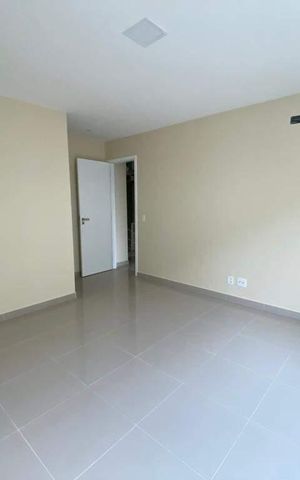 Casa à venda com 156m², 3 quartos e 1 vaga