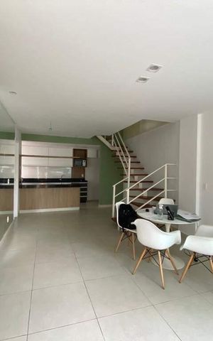 Casa à venda com 156m², 3 quartos e 1 vaga