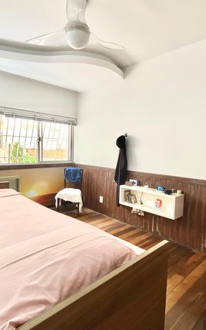 Apartamento à venda com 230m², 4 quartos e 2 vagas Apartamento à venda com 230m², 4 quartos e 2 vagasQuarto 1