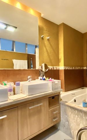 Apartamento à venda com 230m², 4 quartos e 2 vagas Apartamento à venda com 230m², 4 quartos e 2 vagasBanheiro da Suíte 3