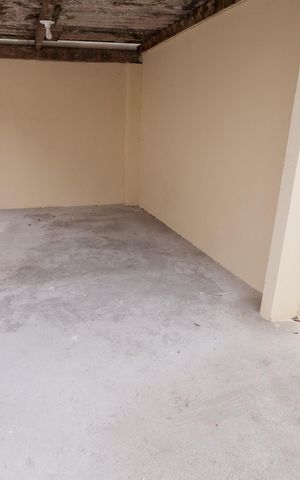Casa para alugar com 180m², 2 quartos e 4 vagasÁrea Externa
