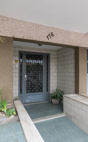 Apartamento à venda com 88m², 2 quartos e 1 vaga Apartamento à venda com 88m², 2 quartos e 1 vagaÁrea comum - Portaria