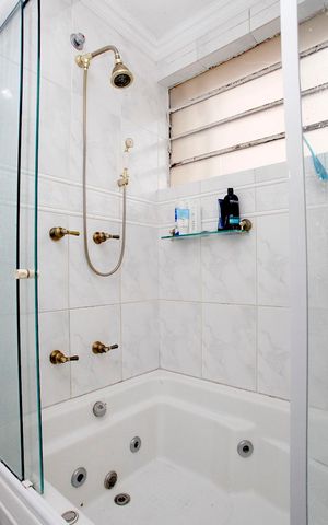 Apartamento à venda com 155m², 3 quartos e 2 vagasBanheiro da Suíte