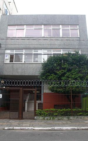 Apartamento à venda com 155m², 3 quartos e 2 vagasFachada