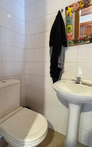 Casa à venda com 449m², 3 quartos e 4 vagasBanheiro de serviço