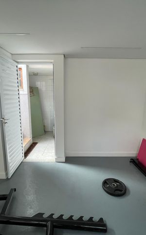 Casa à venda com 449m², 3 quartos e 4 vagasAcademia