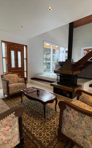 Casa à venda com 449m², 3 quartos e 4 vagasSala