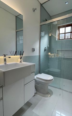 Casa à venda com 449m², 3 quartos e 4 vagasBanheiro 1