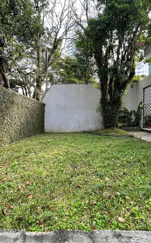 Casa à venda com 449m², 3 quartos e 4 vagasJardim