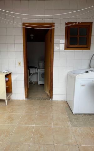 Casa à venda com 449m², 3 quartos e 4 vagasÁrea de Serviço