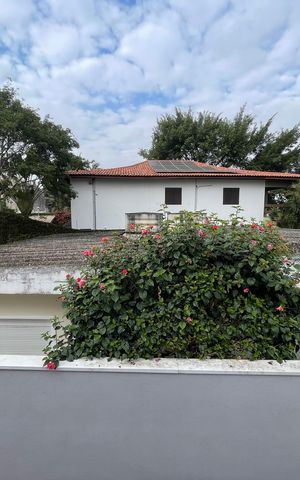 Casa à venda com 449m², 3 quartos e 4 vagasVista