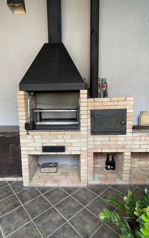 Casa à venda com 449m², 3 quartos e 4 vagasÁrea gourmet