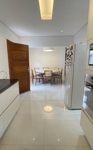 Casa à venda com 449m², 3 quartos e 4 vagasCozinha