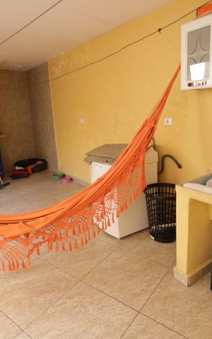 Casa à venda com 172m², 3 quartos e 1 vagaÁrea de Serviço