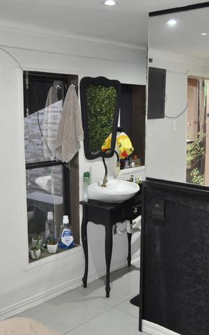 Casa à venda com 206m², 4 quartos e 4 vagasSuíte 2