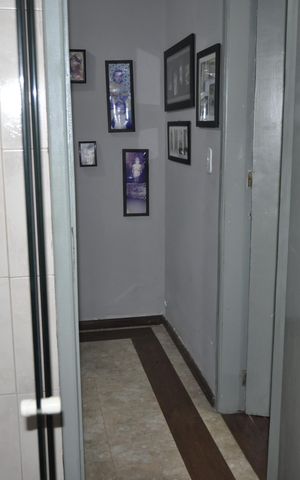Casa à venda com 206m², 4 quartos e 4 vagasBanheiro