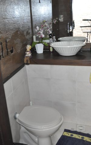 Casa à venda com 206m², 4 quartos e 4 vagasÁrea Gourmet - Banheiro
