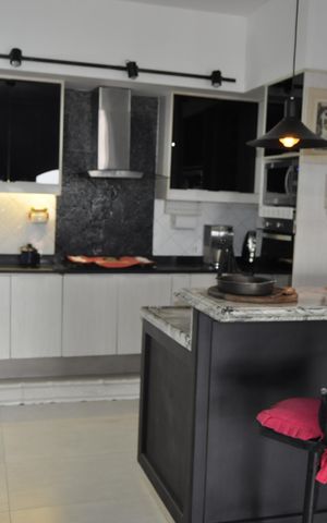 Casa à venda com 206m², 4 quartos e 4 vagasCozinha