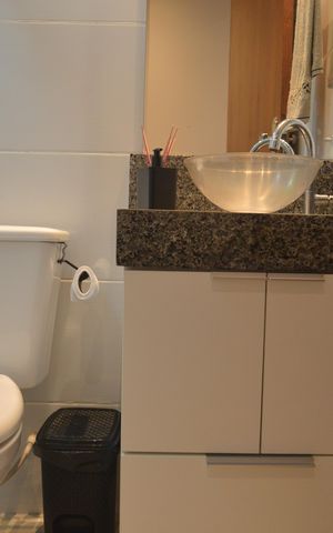 Apartamento à venda com 58m², 2 quartos e 1 vagaBanheiro Social