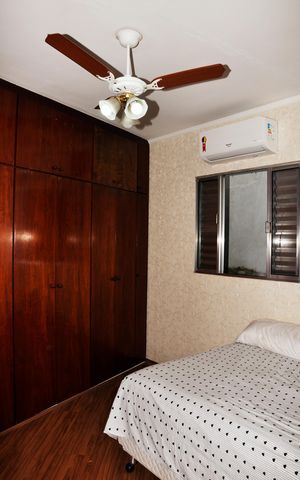 Casa à venda com 140m², 3 quartos e 1 vaga Casa à venda com 140m², 3 quartos e 1 vagaSuíte