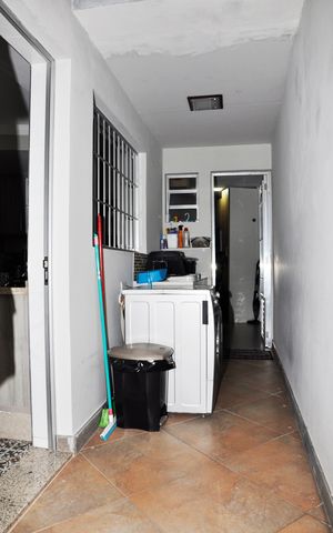 Casa à venda com 140m², 3 quartos e 1 vaga Casa à venda com 140m², 3 quartos e 1 vagaÁrea de Serviço